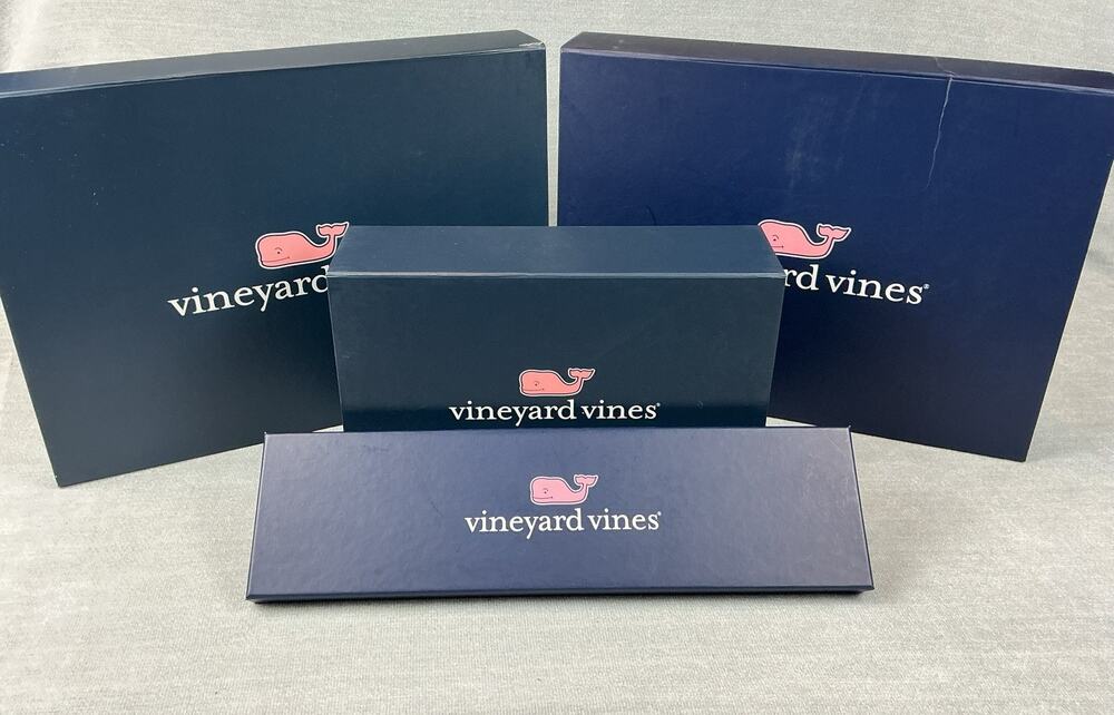 Lot of 4 Vineyard Vines Empty Magnetic Gift Boxes Navy Blue Tissue